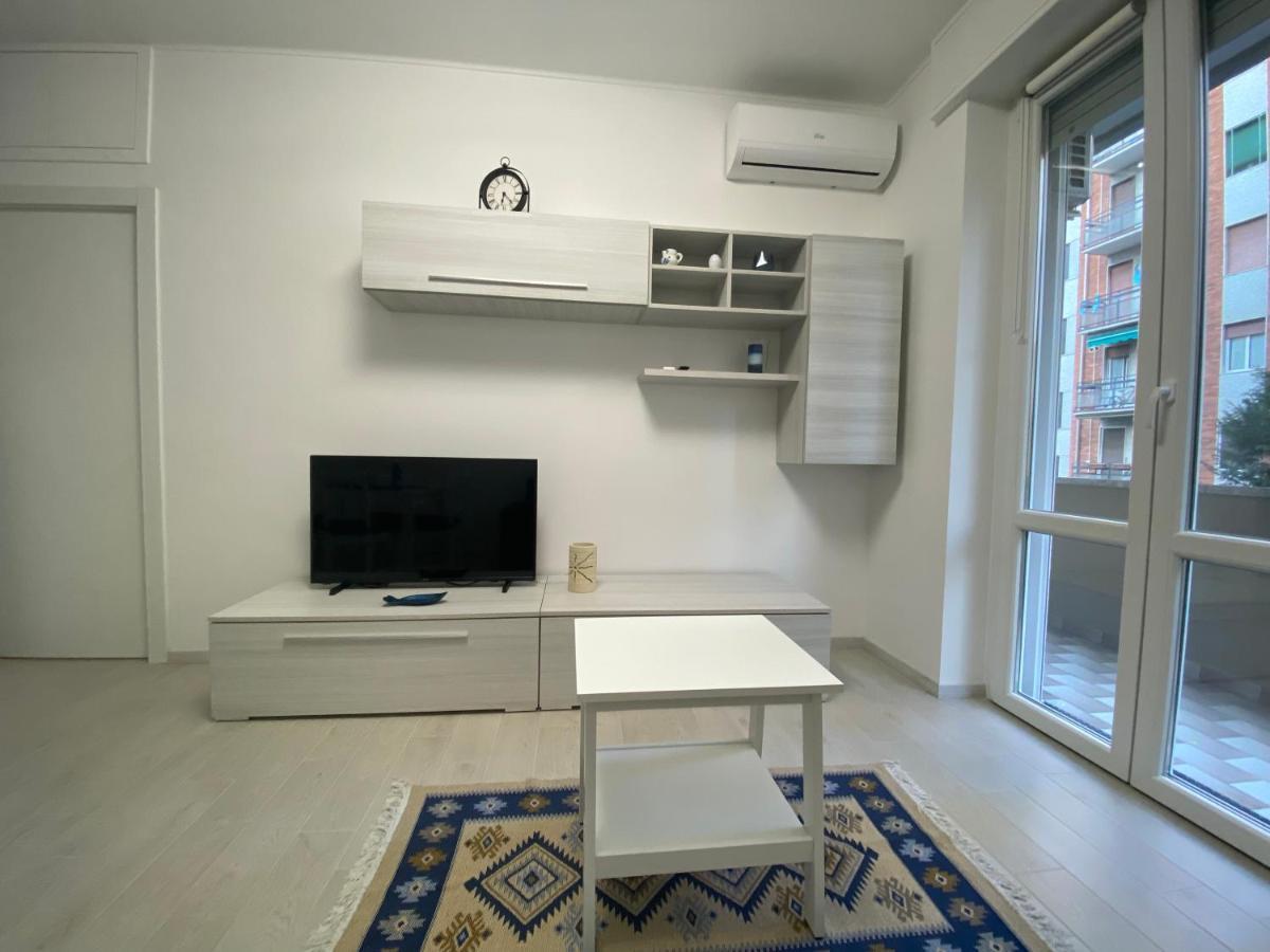 Lady Indigo San Siro Apartment Milan Exterior photo